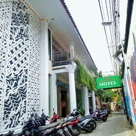 Malioboro Garden Hotel Γιογκιακάρτα Εξωτερικό φωτογραφία