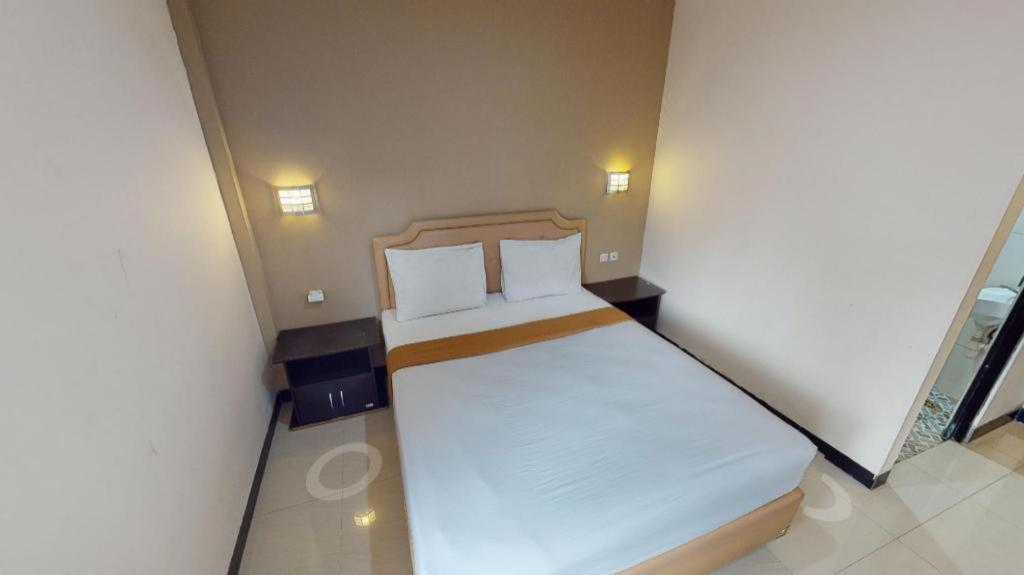 Malioboro Garden Hotel Γιογκιακάρτα Εξωτερικό φωτογραφία