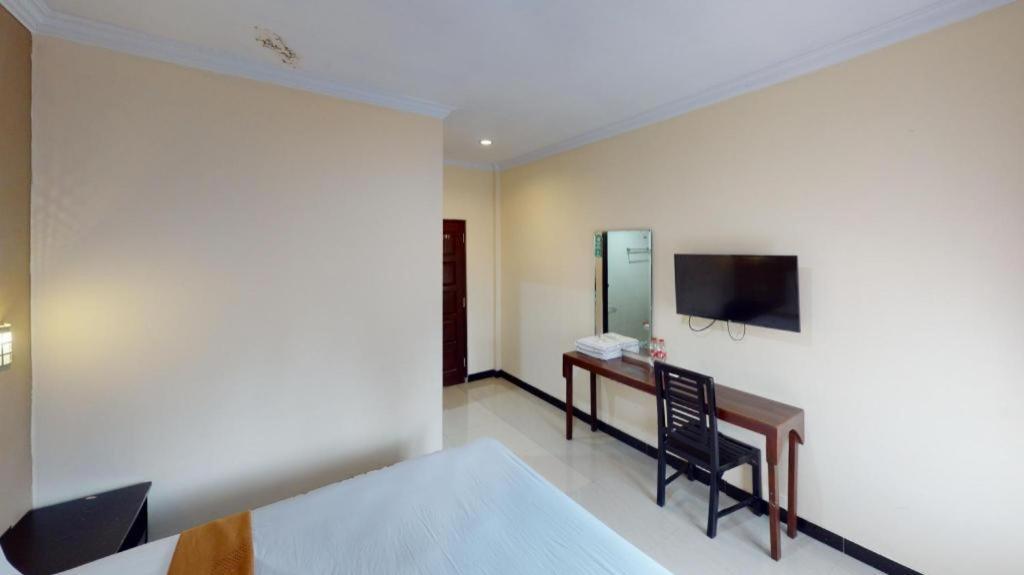Malioboro Garden Hotel Γιογκιακάρτα Εξωτερικό φωτογραφία