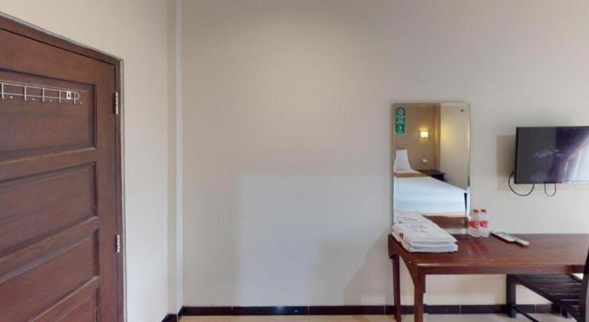 Malioboro Garden Hotel Γιογκιακάρτα Εξωτερικό φωτογραφία