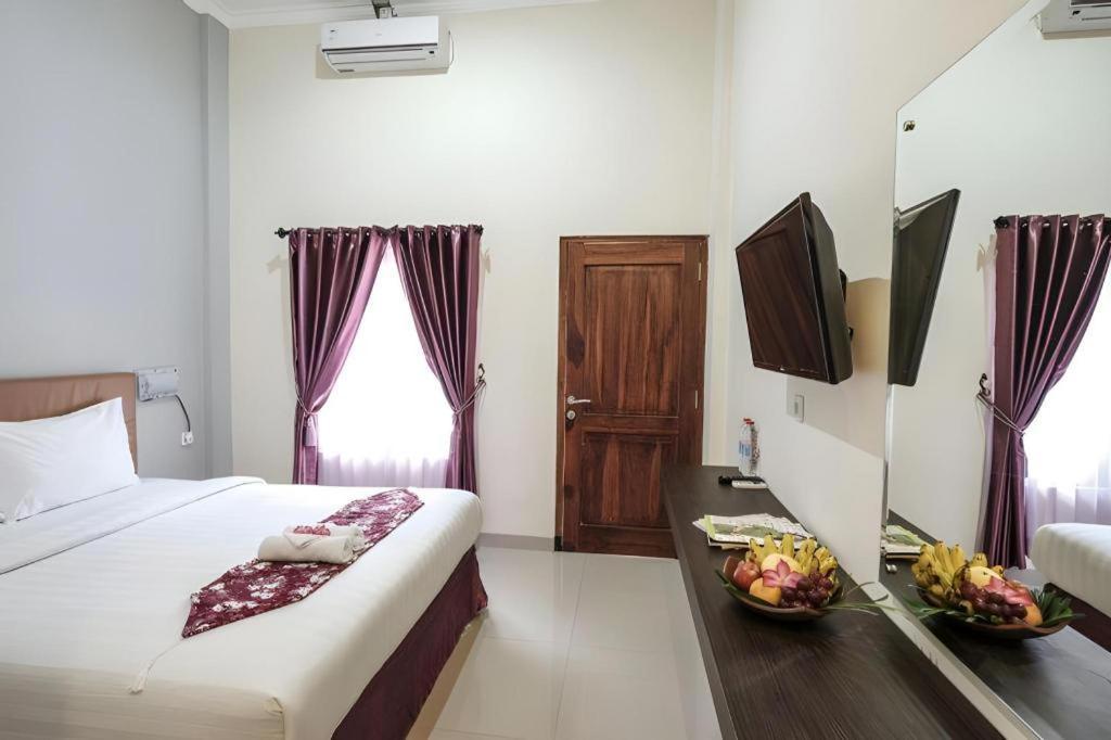 Malioboro Garden Hotel Γιογκιακάρτα Εξωτερικό φωτογραφία